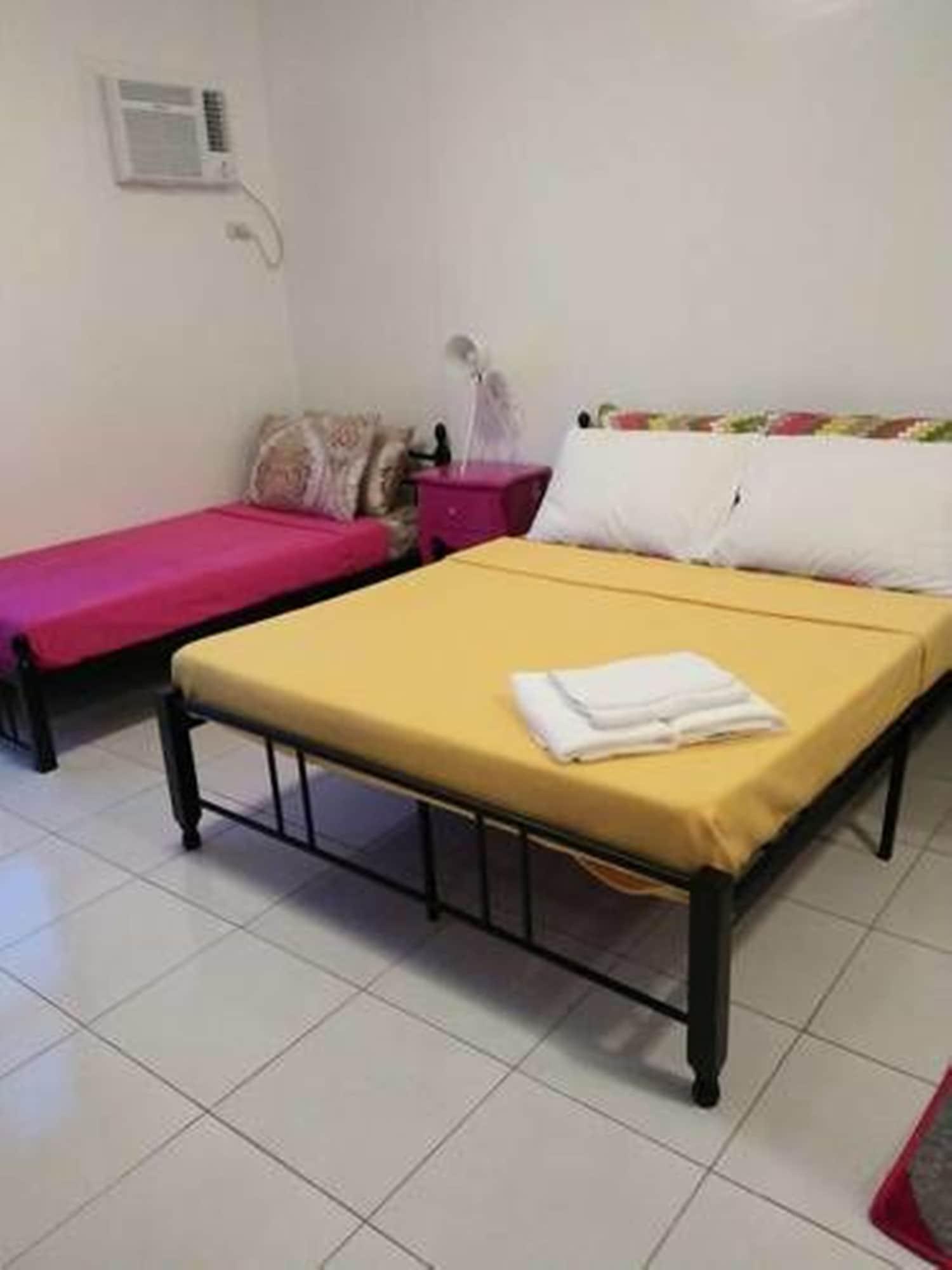 Serena'S House Malate Manila Exterior photo